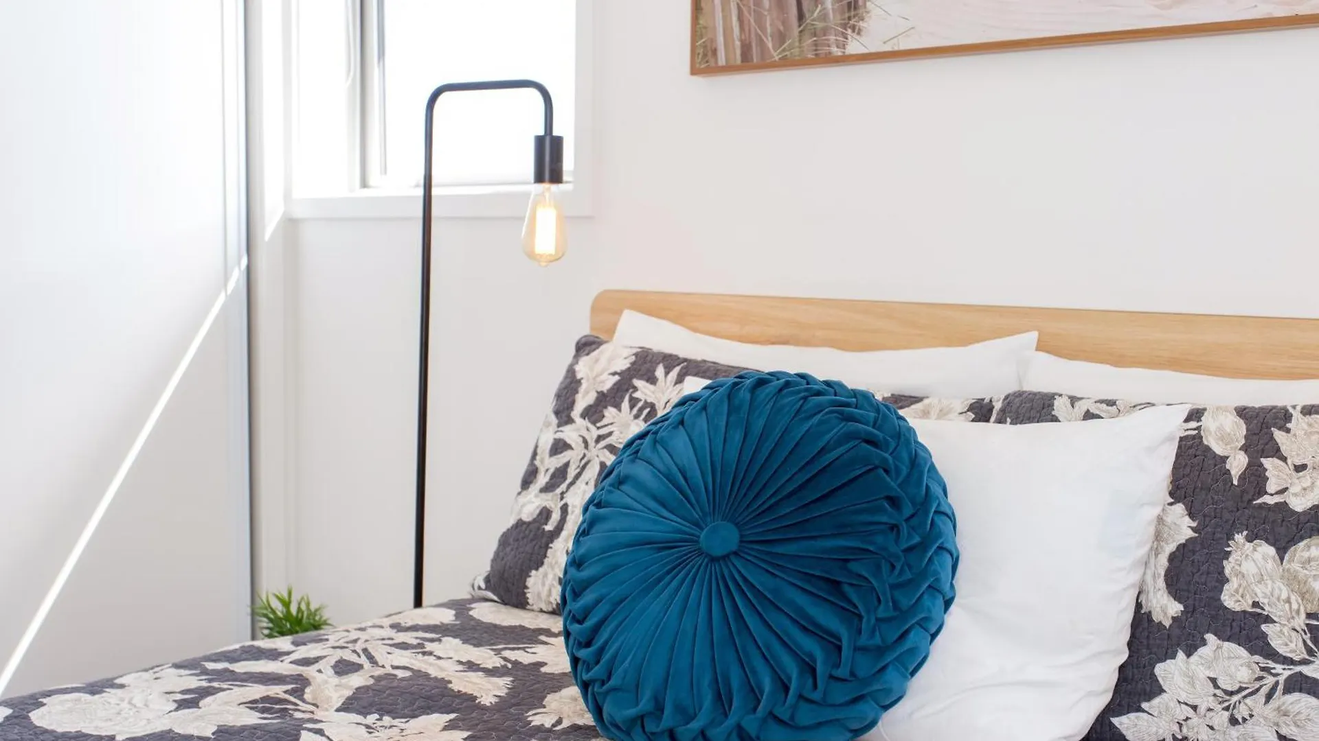 Modern Central Outdoor Living Bonus Handy Cbd Christchurch 0*,  New Zealand